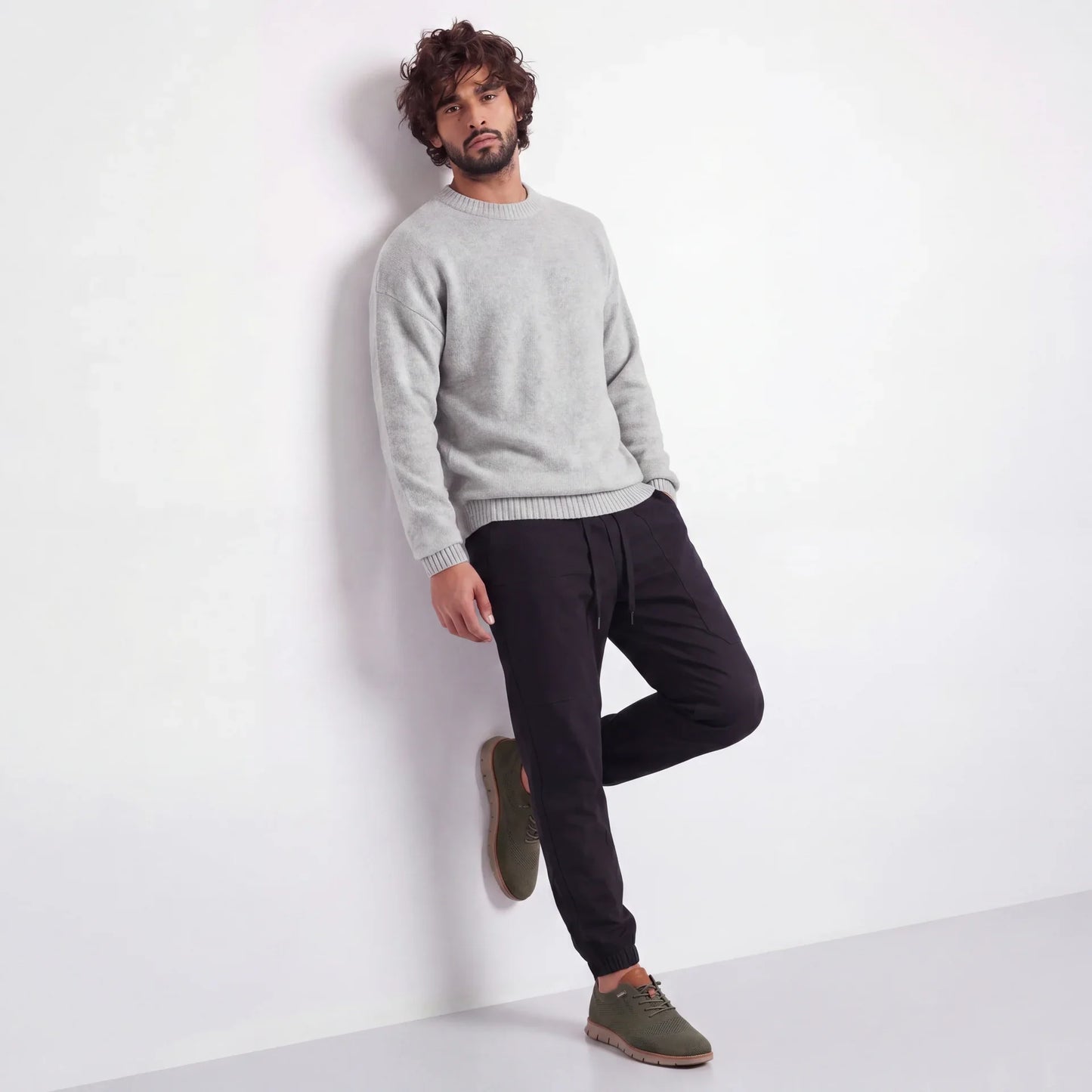 Men's Comfort Walking Shoes - image 2