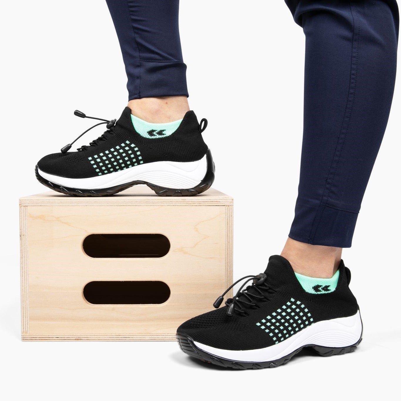 Orthopaedic Cushioned Trainers - image 17